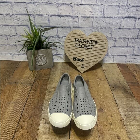 Native Jefferson  Slip-On Light-Weight Pigeon Grey/Shell White M 6 W 8 - Picture 4 of 11